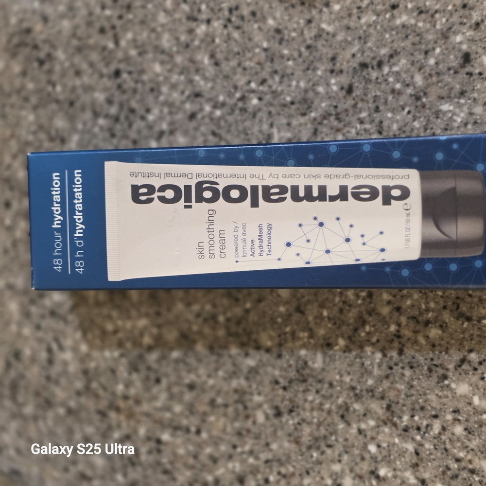 Dermalogica Skin Smoothing Cream in Blue and White Packaging